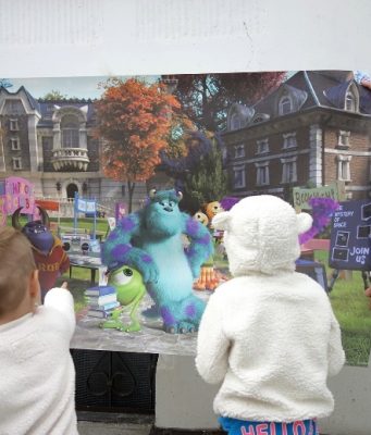 K penězům z benefice přidal náměstek Svoboda pohádkovou tapetu