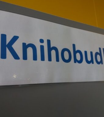 Půjčte si knihu z krajské miniknihovny