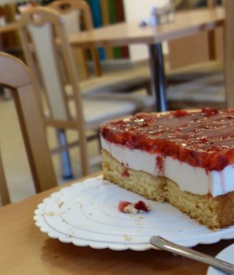 Nová cukrárna domova důchodců je otevřená i pro veřejnost